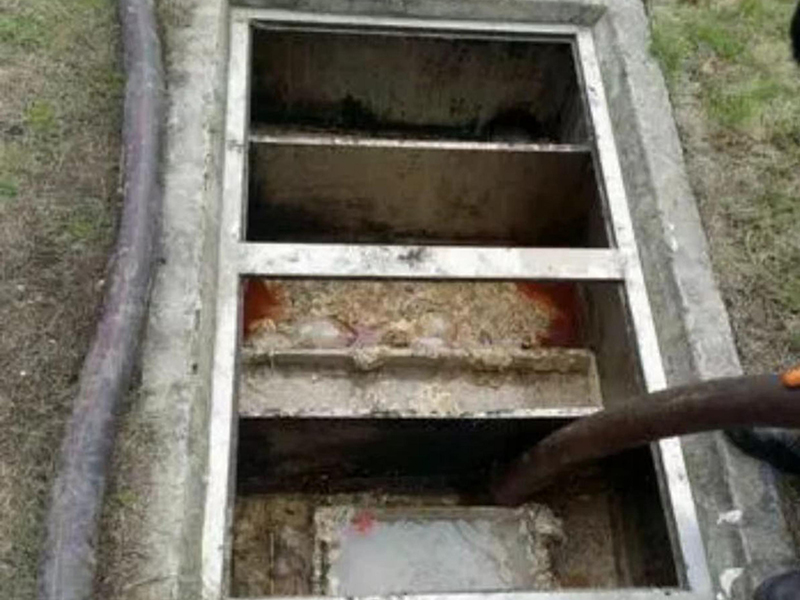 迎泽隔油池清理