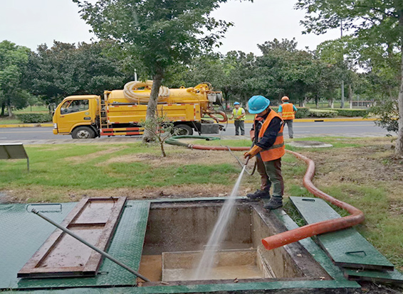 迎泽化油池清理
